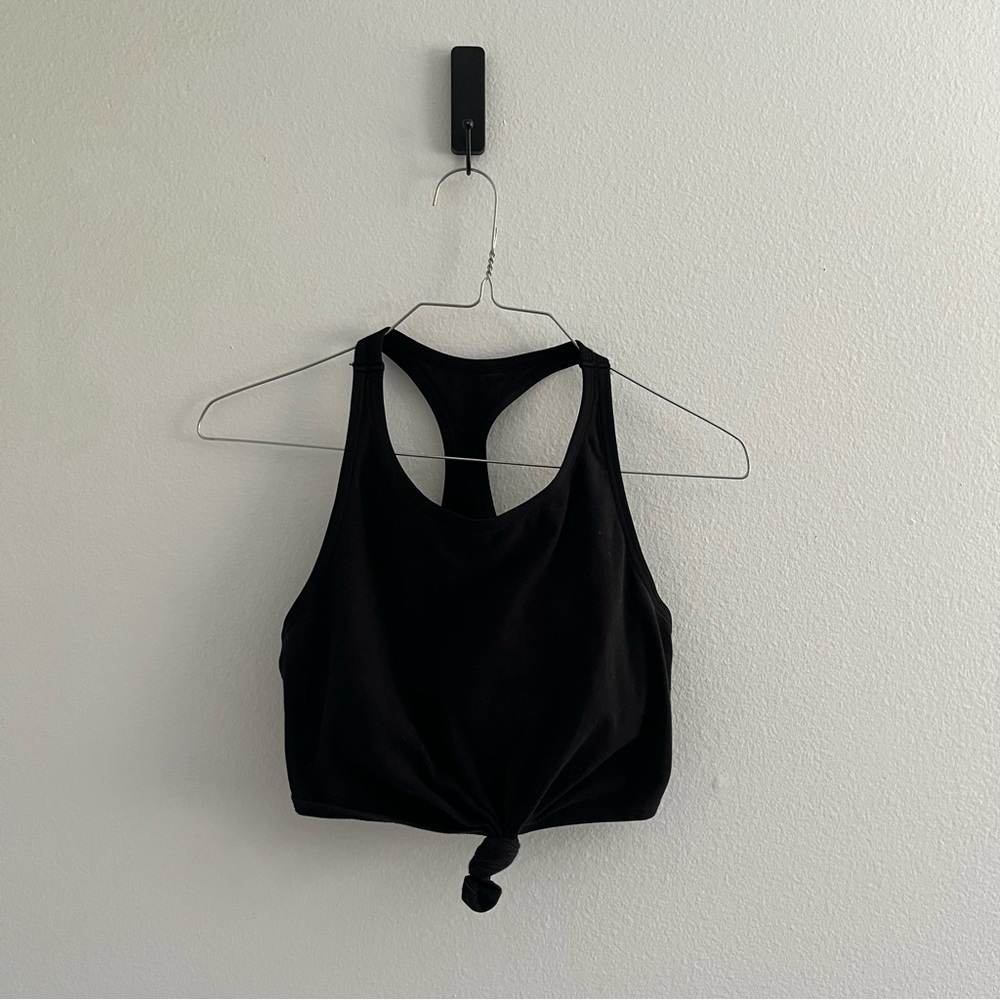 aerie • Front Twist Crop Top / Sports Bra
